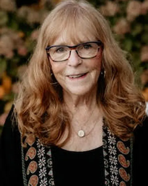 Debbie Dufek