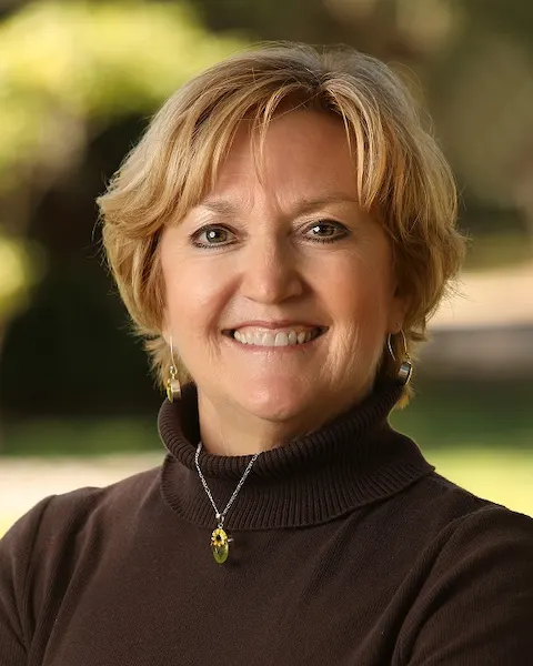 Ginny Cruz